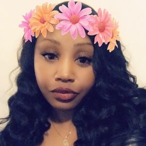 Meet your Posher, Keisha